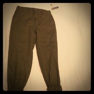 The Limited Jungle Green Crop Joggers